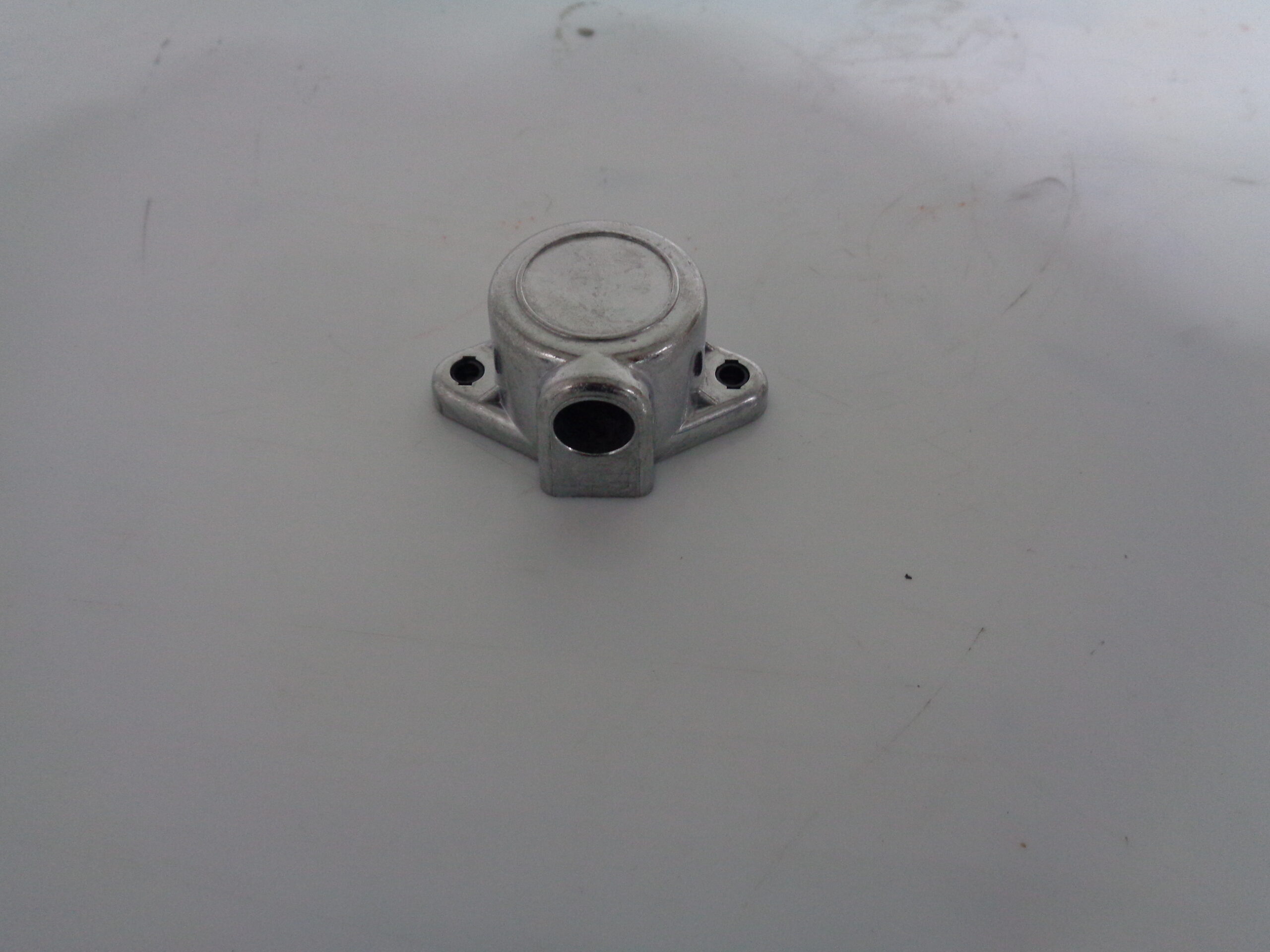 DSC03313 Priza bipolara din aluminiu de 12-24V